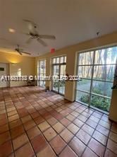 Active With Contract: $2,000 (2 beds, 1 baths, 680 Square Feet)