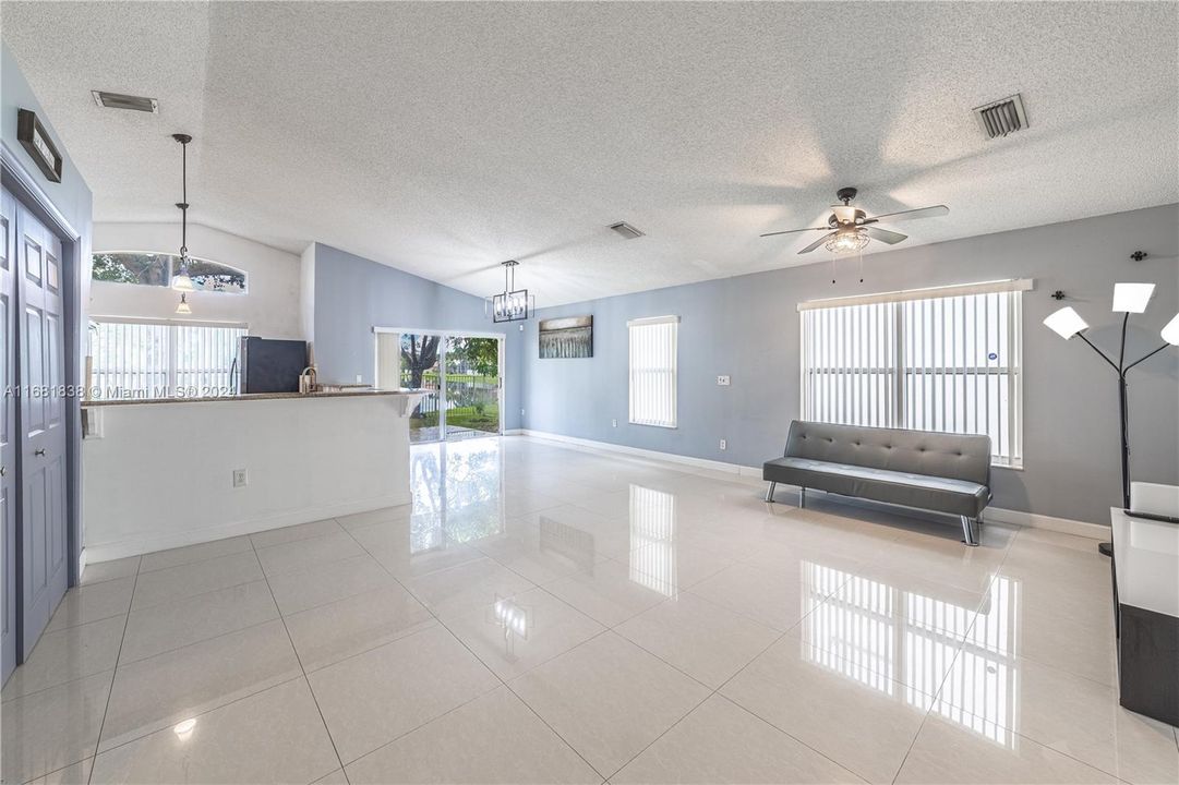 Family room/dining room combination