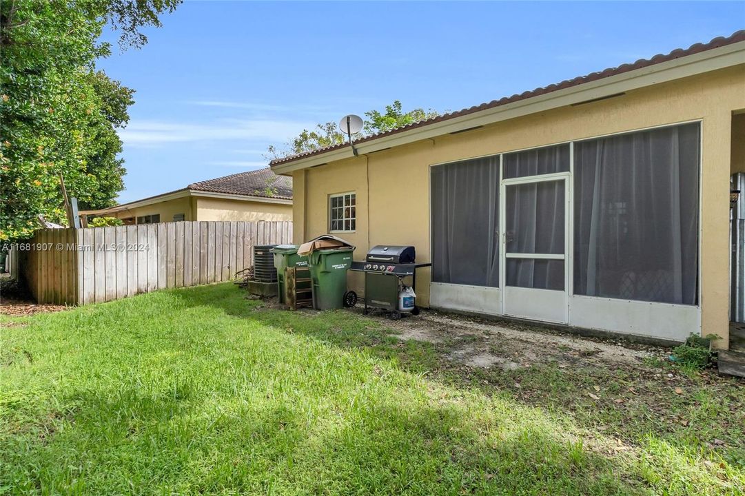 For Sale: $399,000 (3 beds, 2 baths, 1380 Square Feet)