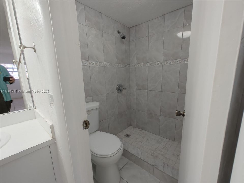 En Venta: $209,000 (1 camas, 1 baños, 810 Pies cuadrados)