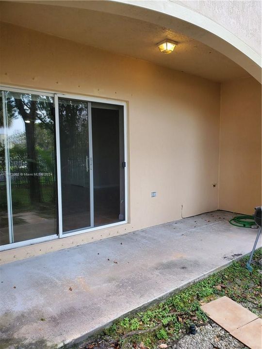 For Rent: $2,760 (3 beds, 2 baths, 1428 Square Feet)