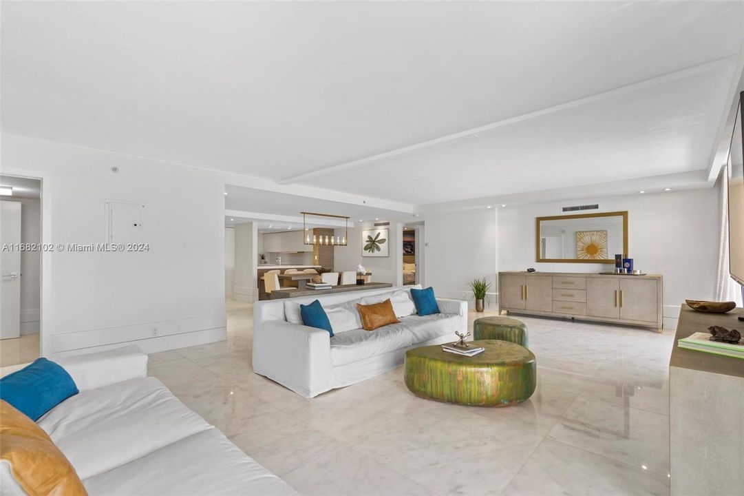 For Sale: $1,950,000 (3 beds, 4 baths, 2380 Square Feet)