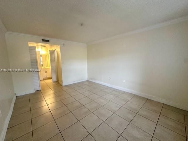 For Rent: $1,500 (1 beds, 1 baths, 695 Square Feet)