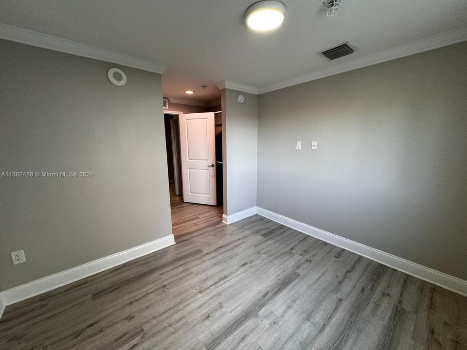 For Rent: $1,975 (1 beds, 1 baths, 0 Square Feet)