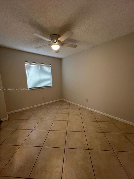 For Rent: $2,600 (2 beds, 2 baths, 1068 Square Feet)