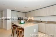 For Sale: $625,000 (1 beds, 1 baths, 869 Square Feet)