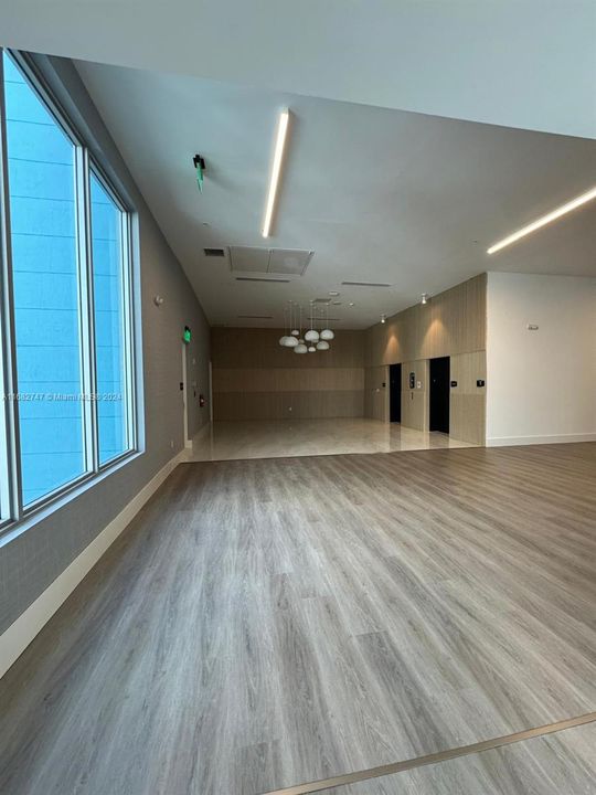 Activo con contrato: $670,000 (3 camas, 3 baños, 1684 Pies cuadrados)