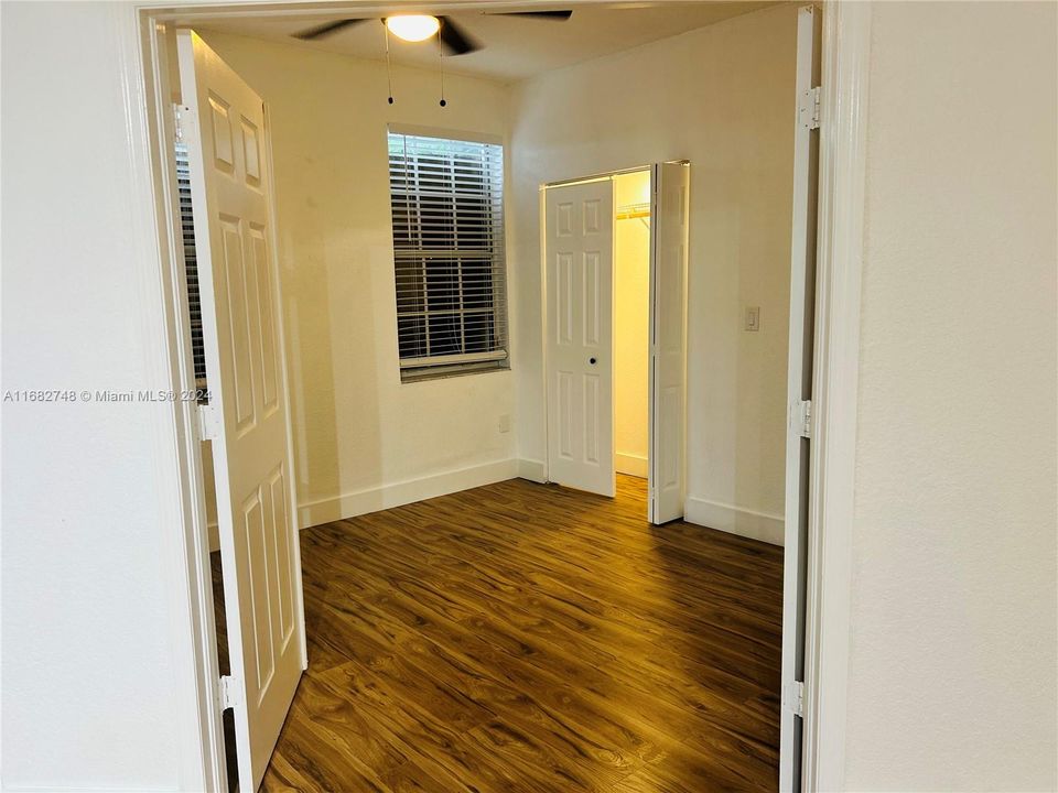 For Rent: $2,200 (2 beds, 1 baths, 1068 Square Feet)