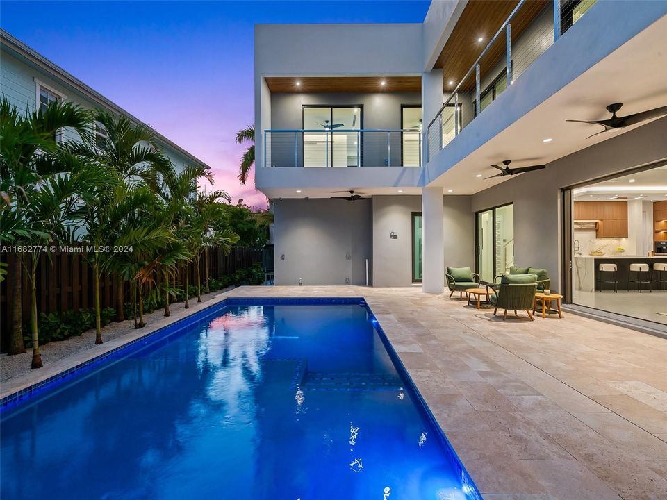 En Venta: $3,525,000 (4 camas, 4 baños, 3878 Pies cuadrados)