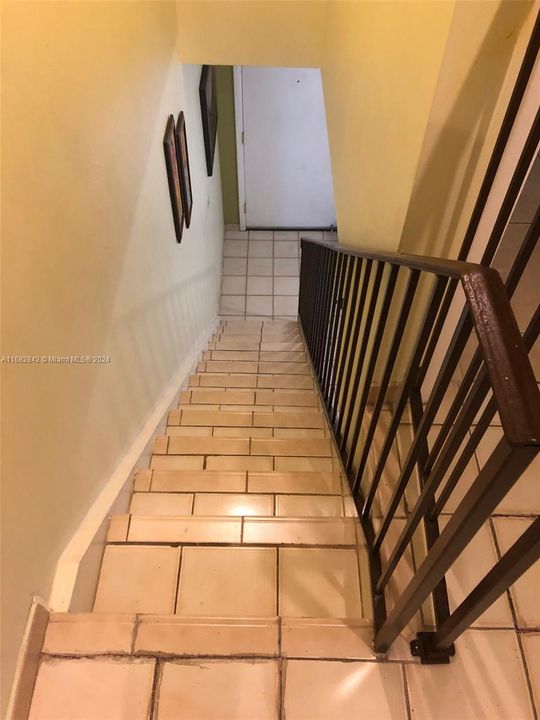 En Venta: $345,000 (3 camas, 2 baños, 1053 Pies cuadrados)