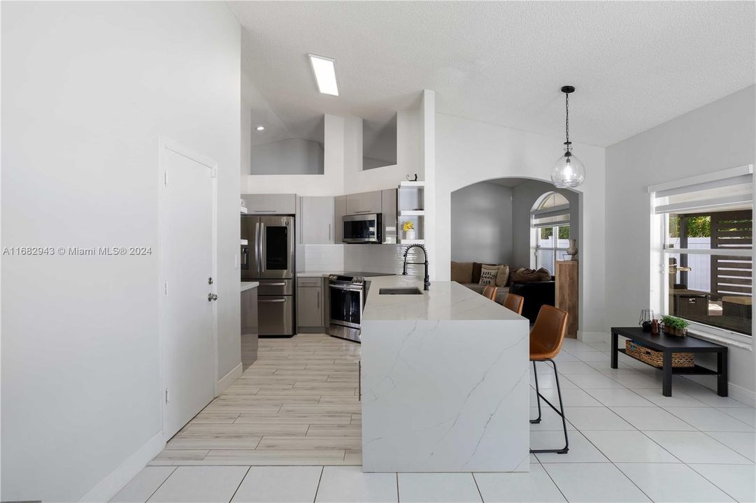 Active With Contract: $4,200 (3 beds, 2 baths, 1630 Square Feet)