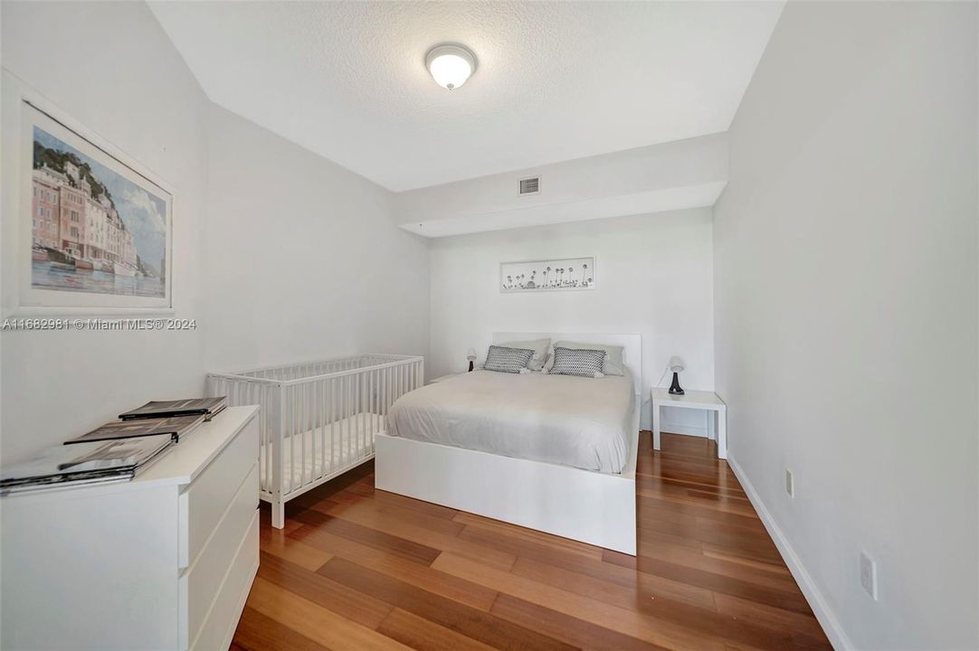 For Sale: $1,190,000 (3 beds, 2 baths, 1988 Square Feet)