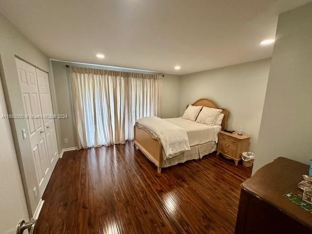 For Sale: $289,800 (2 beds, 2 baths, 0 Square Feet)