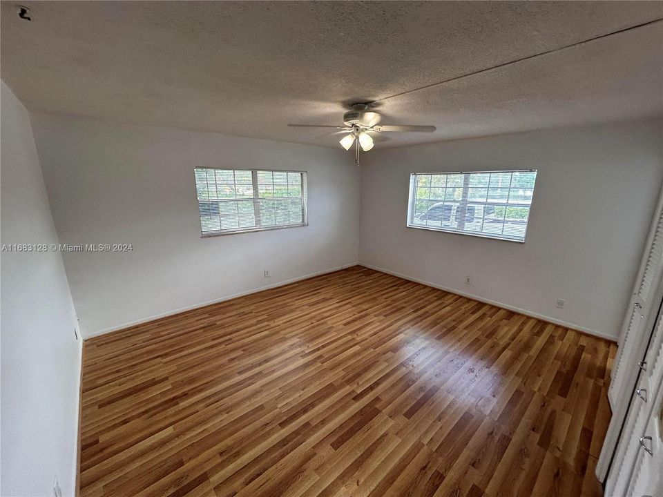 For Rent: $2,400 (2 beds, 2 baths, 1260 Square Feet)