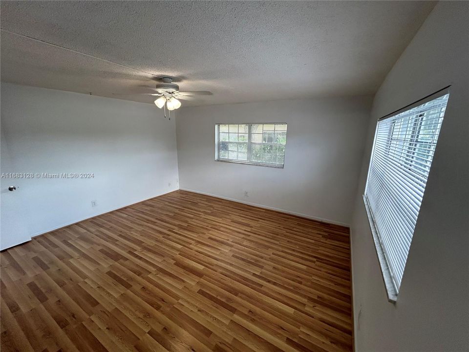 For Rent: $2,400 (2 beds, 2 baths, 1260 Square Feet)