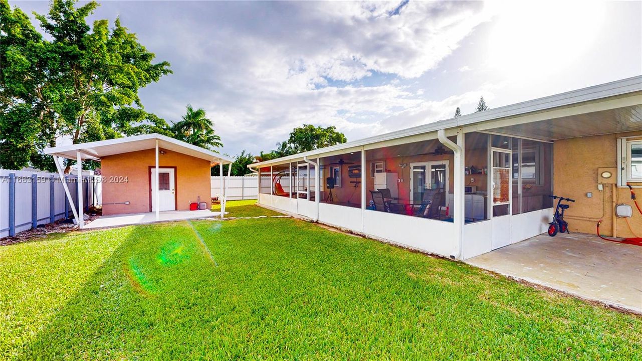 For Sale: $479,900 (3 beds, 2 baths, 1500 Square Feet)