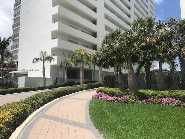 Shore Club entrance