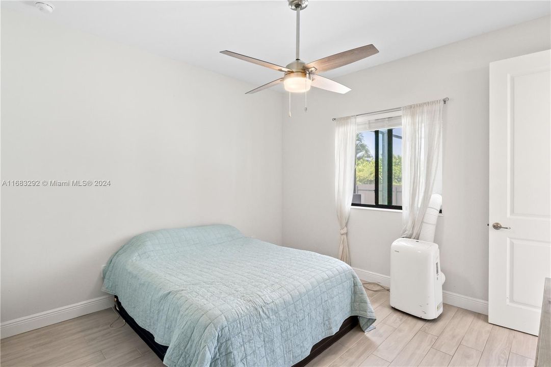 Guest bedroom - one of two extra guest bedrooms.