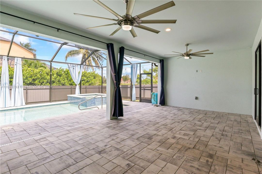 Expansive Patio! Sparkling pool and spa make for the perfect outdoor living in beautiful SWFL!