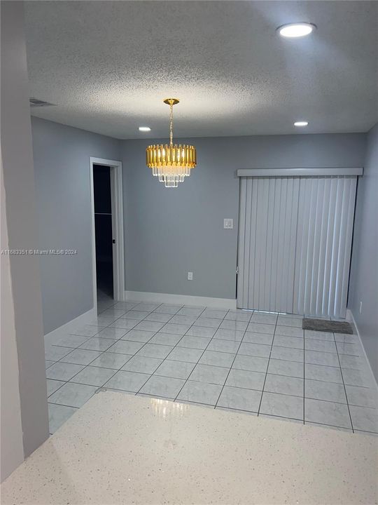 Active With Contract: $3,300 (3 beds, 2 baths, 1080 Square Feet)