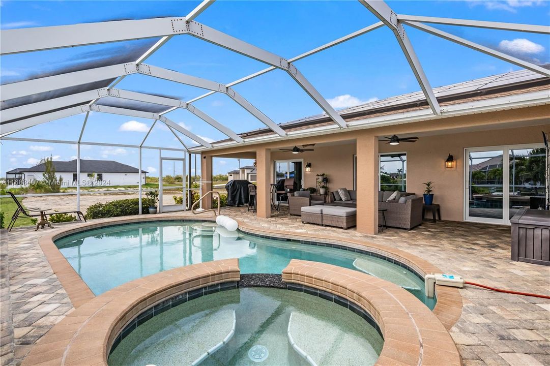 Amazing lanai and outdoor living space.