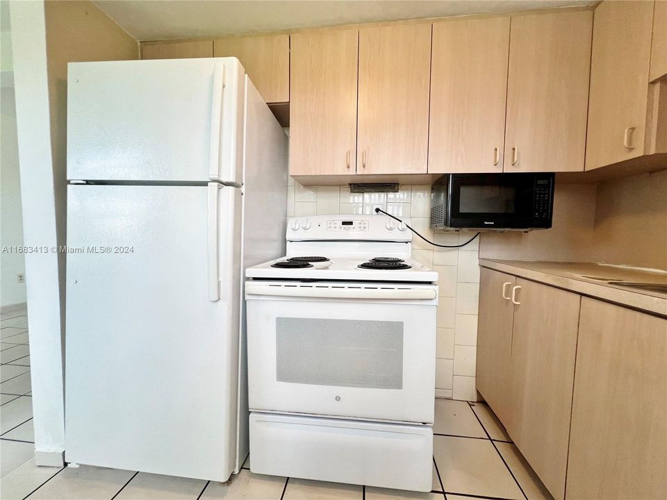 For Rent: $1,550 (1 beds, 1 baths, 0 Square Feet)