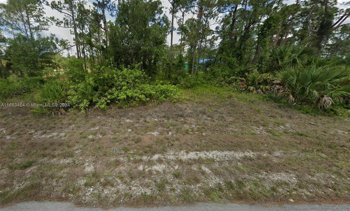 En Venta: $24,000 (0.26 acres)