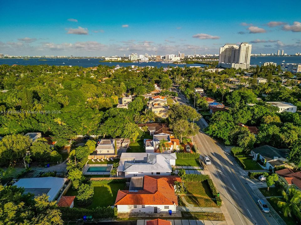 For Sale: $1,790,000 (4 beds, 3 baths, 2356 Square Feet)