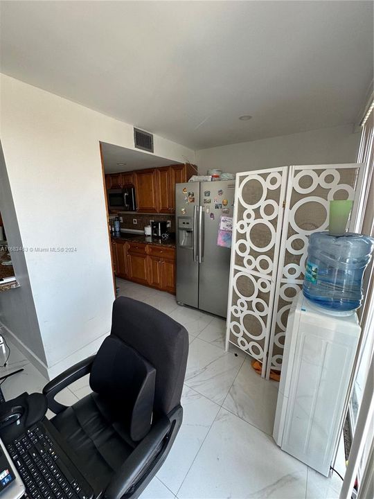 En Venta: $320,000 (3 camas, 2 baños, 1266 Pies cuadrados)