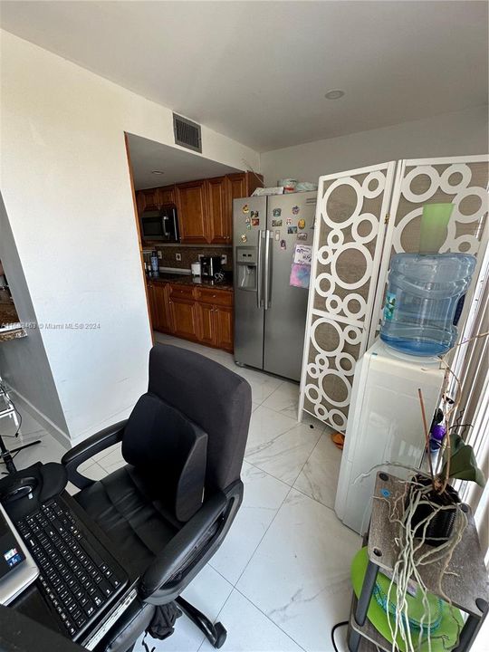 En Venta: $320,000 (3 camas, 2 baños, 1266 Pies cuadrados)