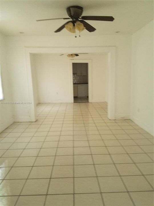 For Rent: $2,200 (2 beds, 2 baths, 1157 Square Feet)