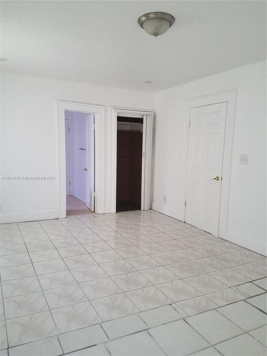 For Rent: $2,200 (2 beds, 2 baths, 1157 Square Feet)