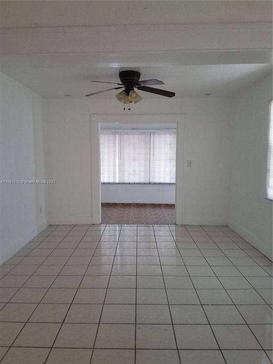 For Rent: $2,200 (2 beds, 2 baths, 1157 Square Feet)