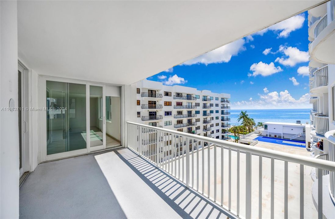 For Sale: $709,175 (2 beds, 2 baths, 1660 Square Feet)