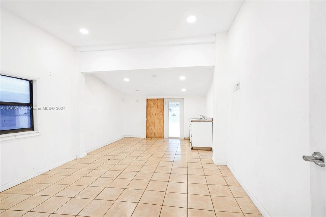 En Venta: $138,900 (1 camas, 2 baños, 654 Pies cuadrados)