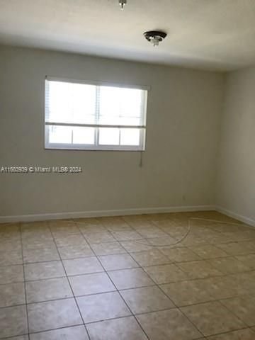 For Rent: $2,545 (3 beds, 2 baths, 1554 Square Feet)