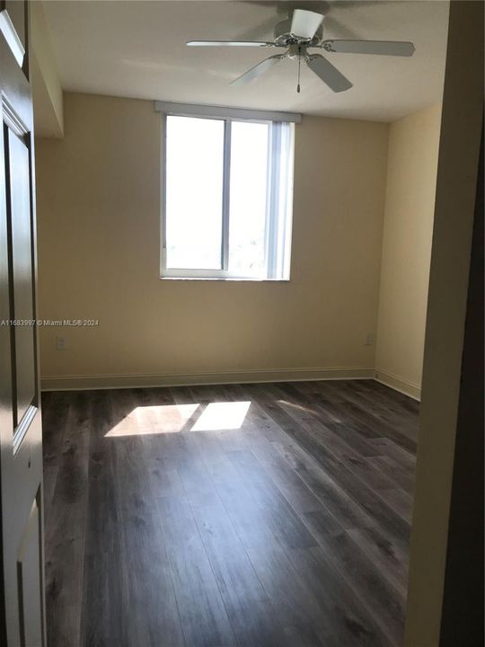 For Rent: $2,150 (1 beds, 1 baths, 783 Square Feet)