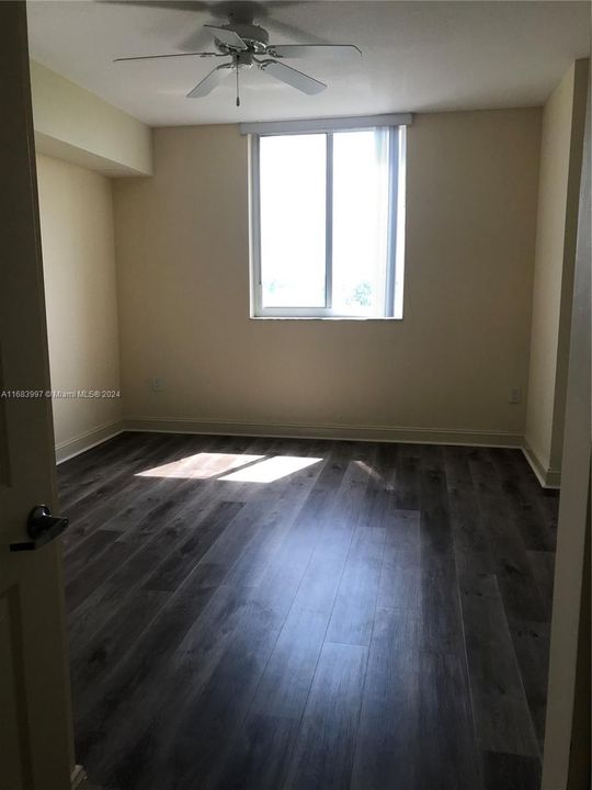 For Rent: $2,150 (1 beds, 1 baths, 783 Square Feet)