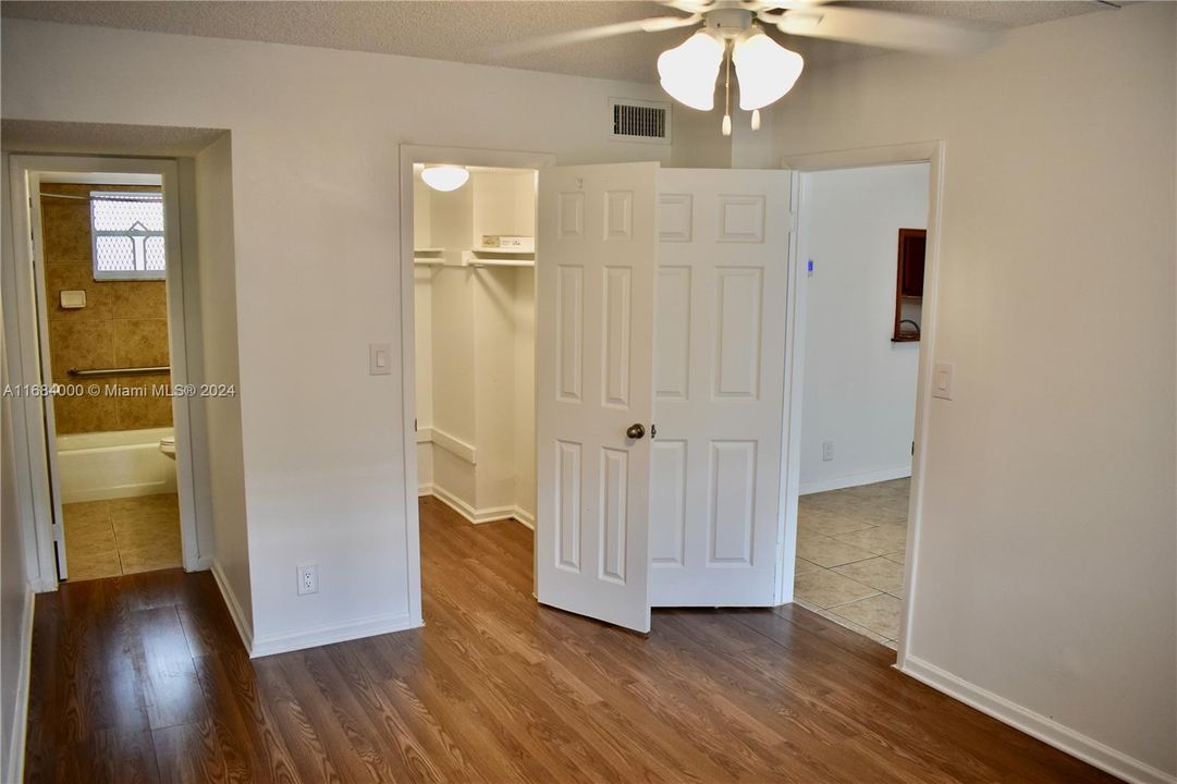 For Sale: $165,000 (1 beds, 1 baths, 625 Square Feet)