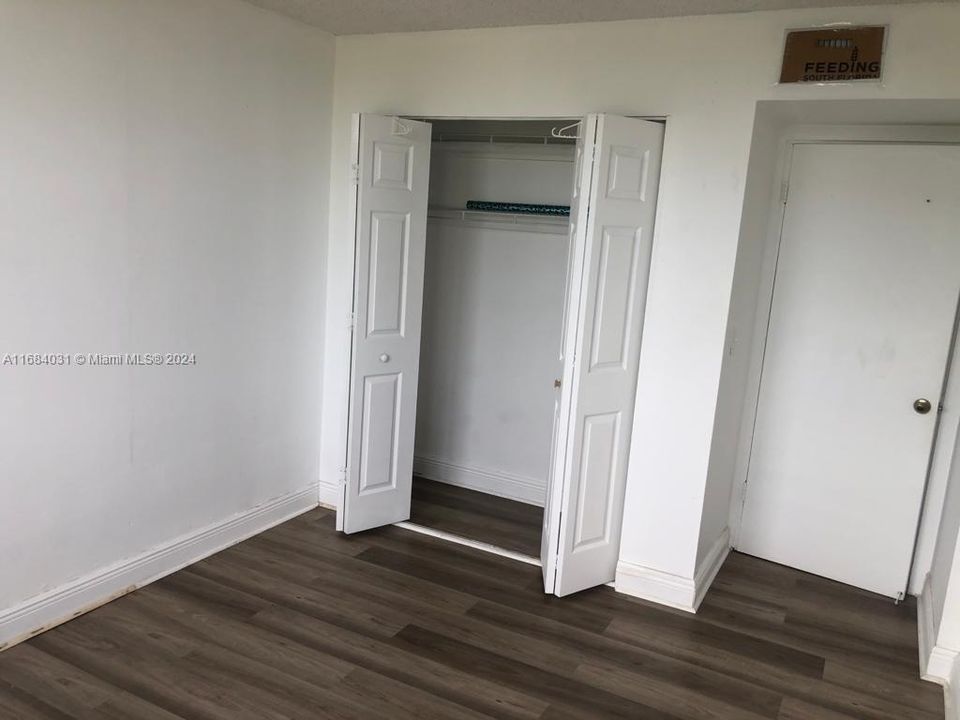 For Rent: $2,000 (2 beds, 1 baths, 1025 Square Feet)