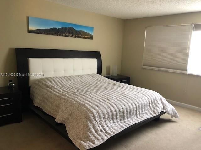 For Rent: $2,600 (2 beds, 2 baths, 1292 Square Feet)