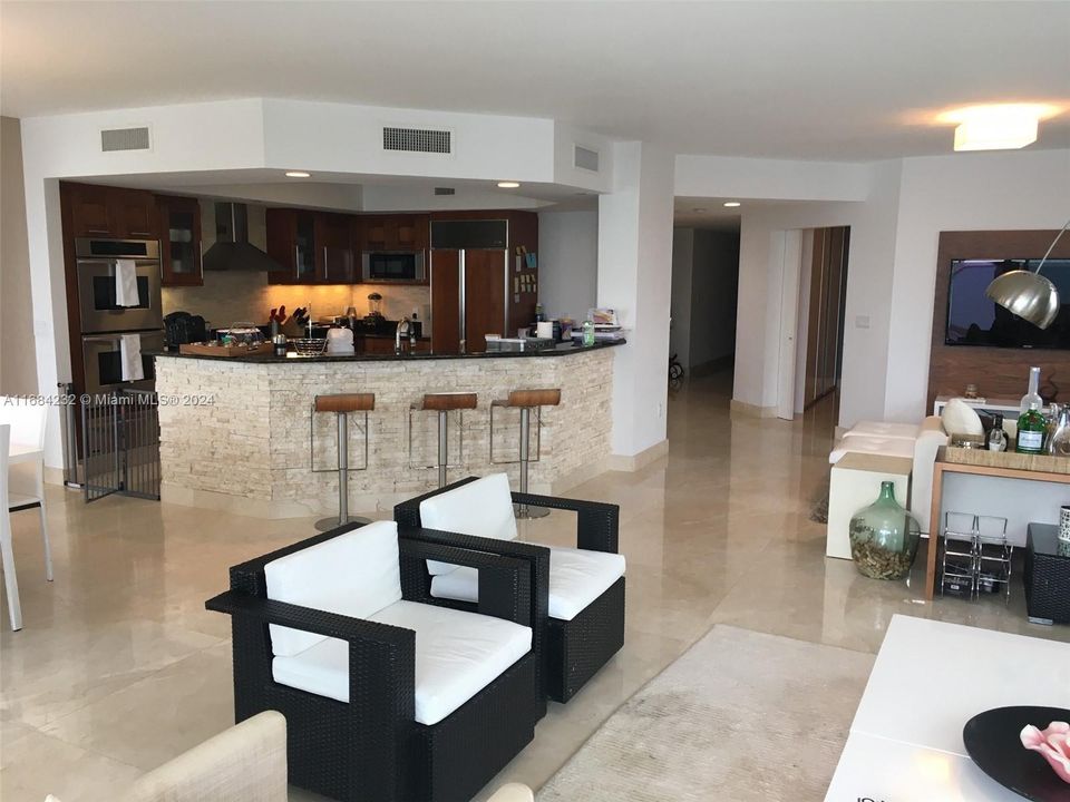 En Venta: $2,500,000 (5 camas, 4 baños, 3533 Pies cuadrados)