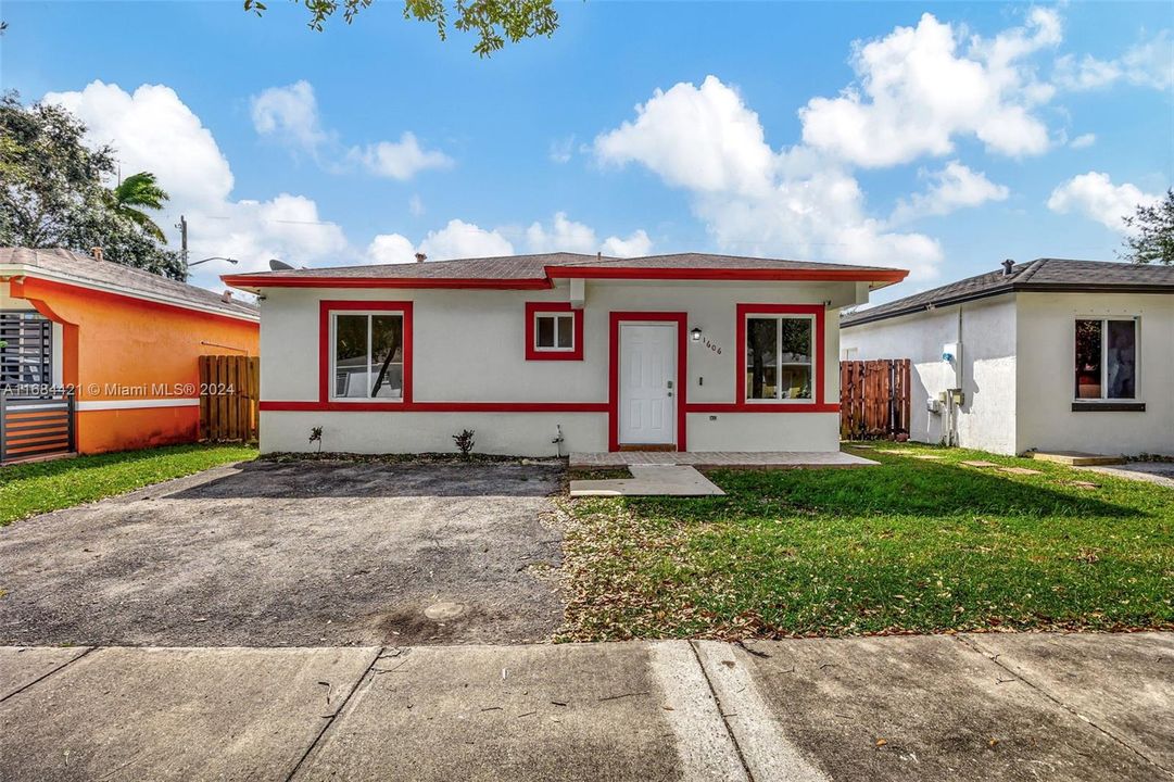 For Sale: $440,000 (3 beds, 2 baths, 1280 Square Feet)