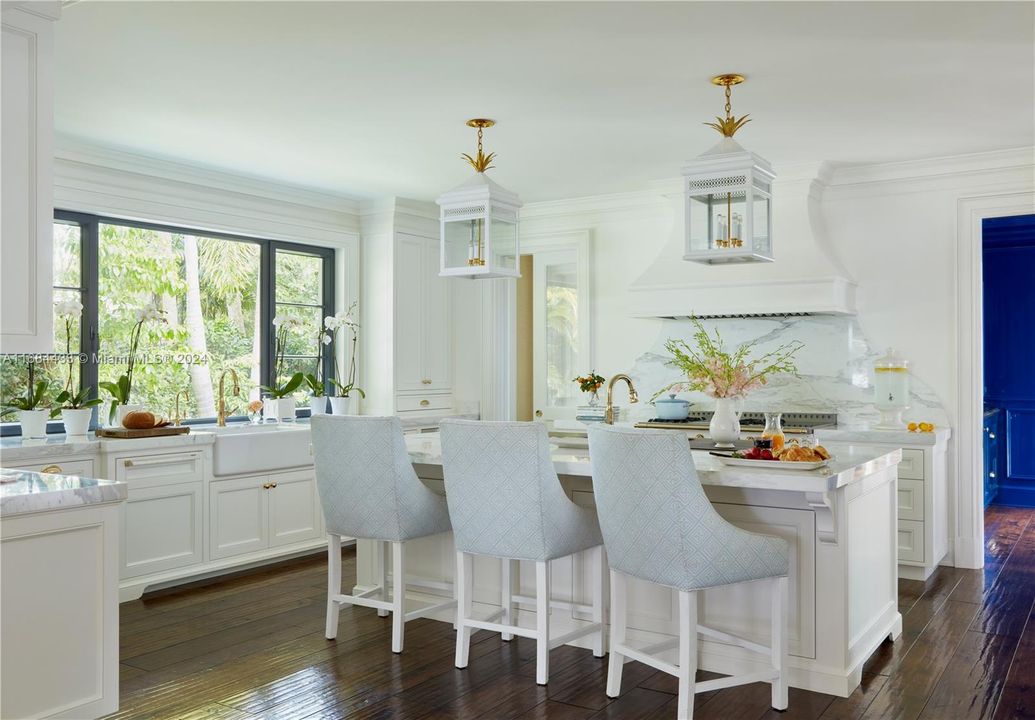 最近售出: $39,900,000 (8 贝兹, 9 浴室, 10537 平方英尺)