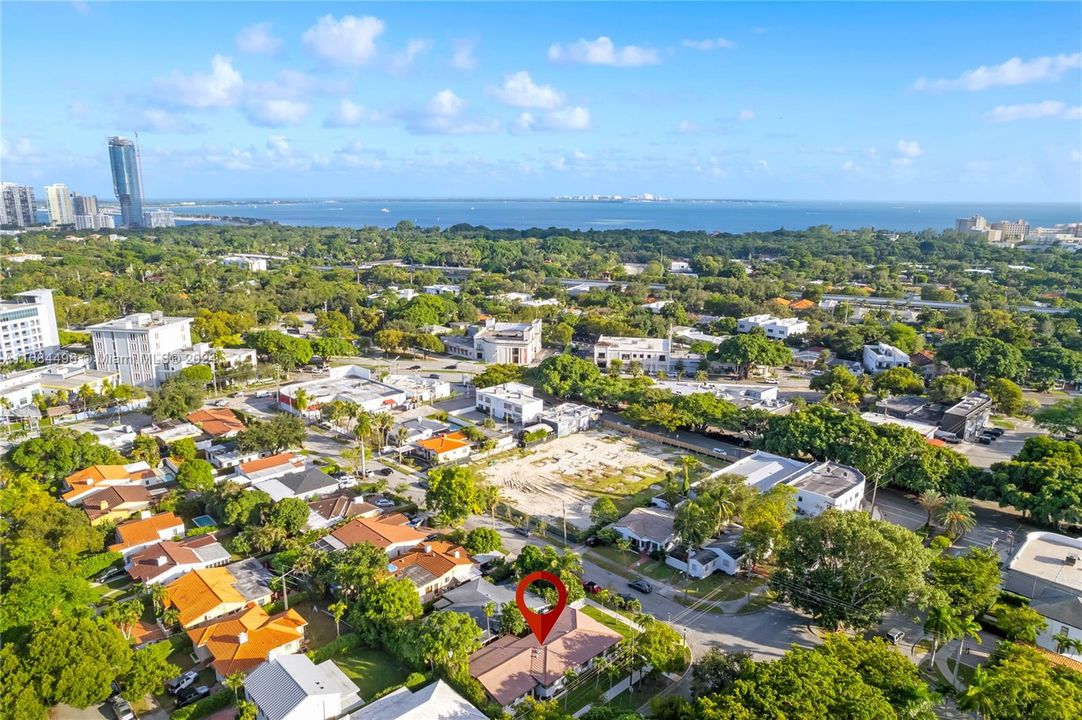 For Sale: $1,400,000 (4 beds, 3 baths, 2370 Square Feet)