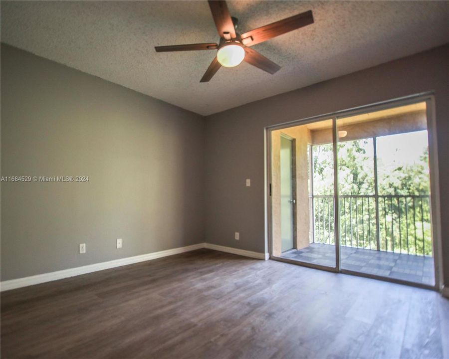 For Rent: $2,000 (2 beds, 2 baths, 1057 Square Feet)