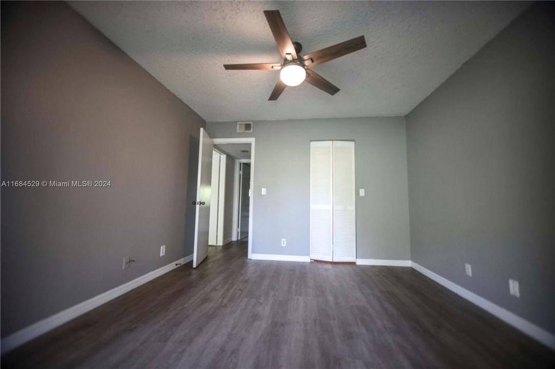 For Rent: $2,000 (2 beds, 2 baths, 1057 Square Feet)