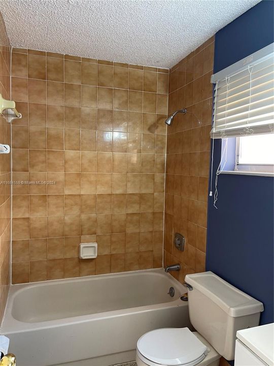 For Sale: $199,000 (1 beds, 1 baths, 539 Square Feet)