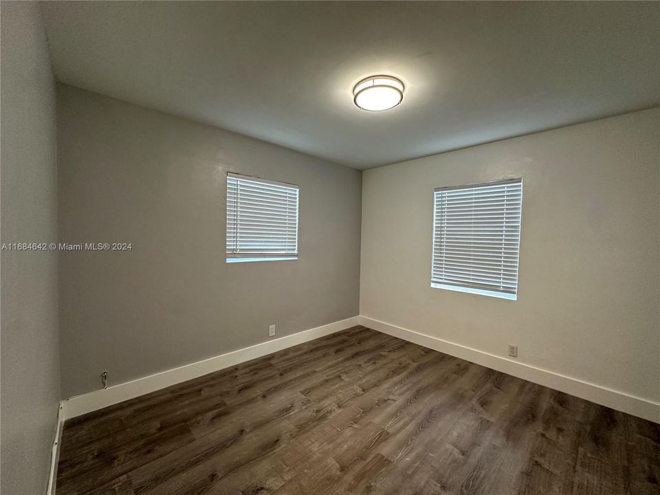 Recently Rented: $2,495 (2 beds, 1 baths, 0 Square Feet)