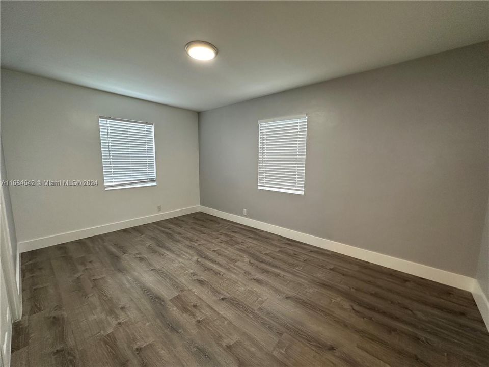 Recently Rented: $2,495 (2 beds, 1 baths, 0 Square Feet)